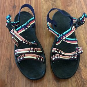 Camel Crown multicolor sandals hiking shoes size 10